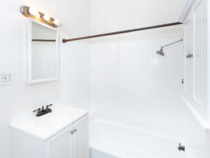 JILL & JACK BATHROOM